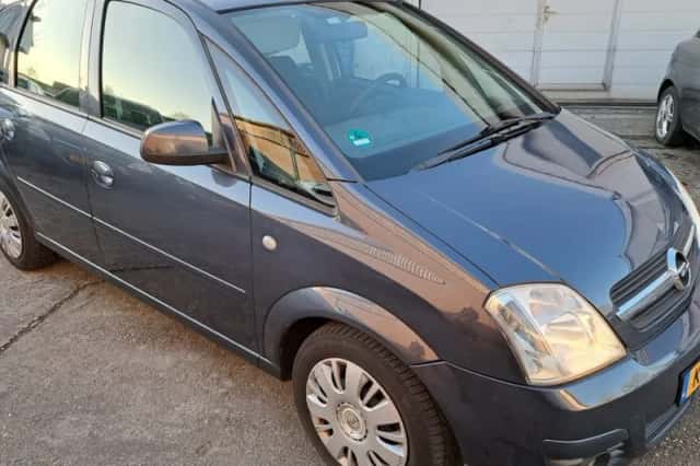 Opel Meriva (2008) thumbnail 2