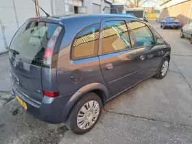 Opel Meriva thumbnail 4