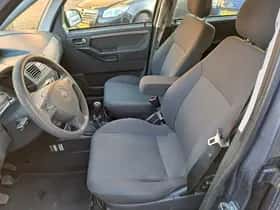 Opel Meriva thumbnail 9
