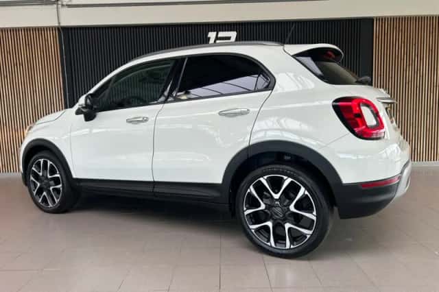 Fiat 500X (2022) thumbnail 3