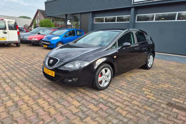 SEAT Leon (2008) thumbnail 1