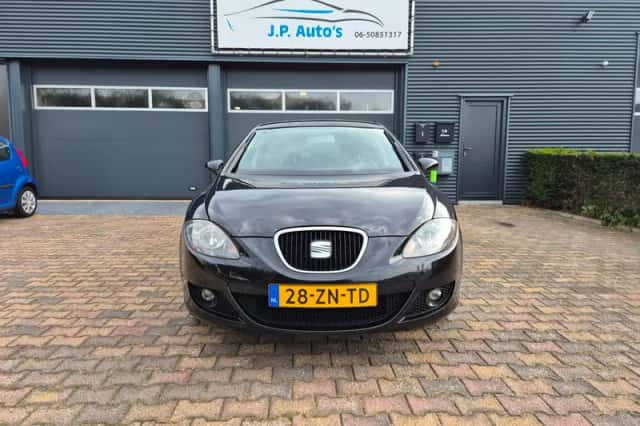 SEAT Leon (2008) thumbnail 2