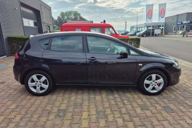 SEAT Leon (2008) thumbnail 4