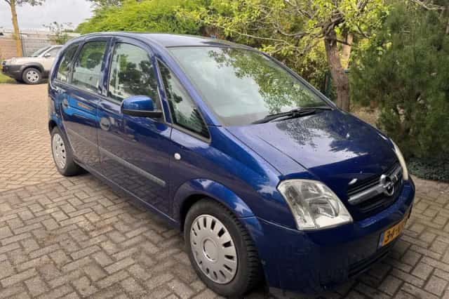 Opel Meriva (2003) thumbnail 2