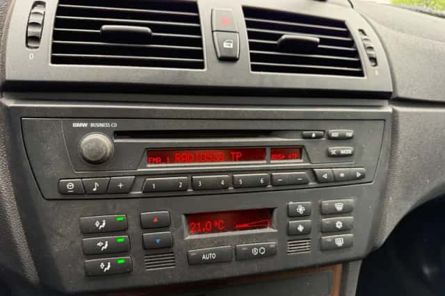 BMW X3 (2005) thumbnail 5