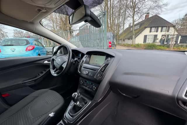 Ford Focus (2018) thumbnail 6