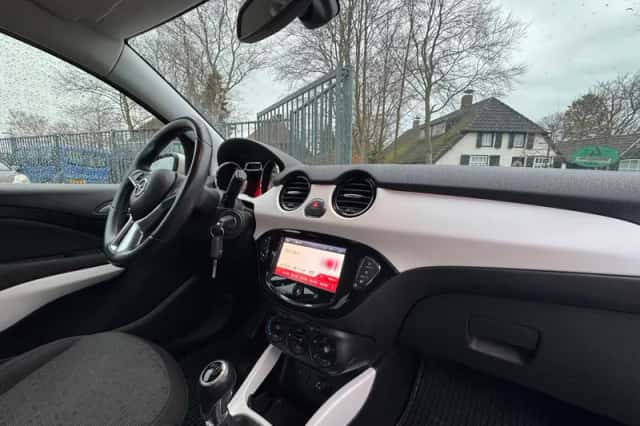Opel Adam (2014) thumbnail 6
