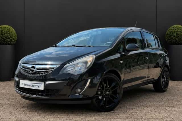 Opel Corsa (2014) thumbnail 1