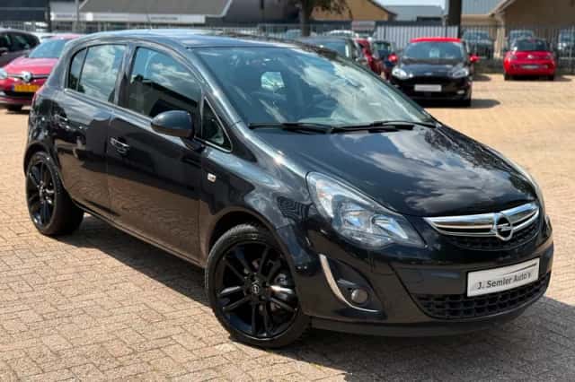 Opel Corsa (2014) thumbnail 2