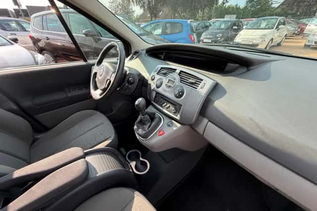 Renault Scénic (2007) thumbnail 5