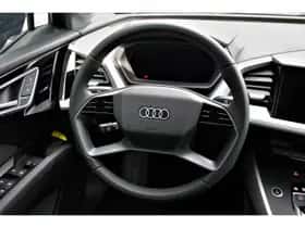 Audi Q4 e-tron (2024) thumbnail 16