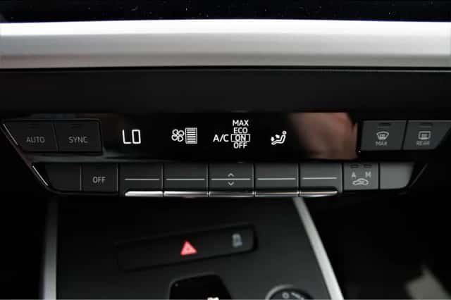 Audi Q4 e-tron (2024) thumbnail 28