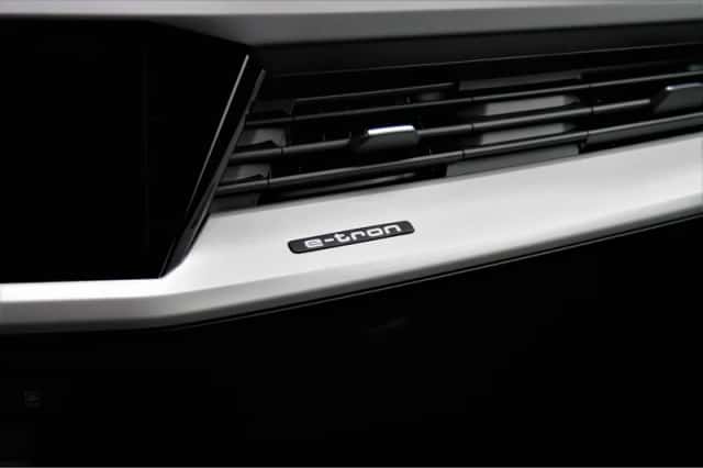 Audi Q4 e-tron (2024) thumbnail 31