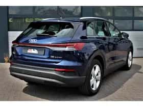Audi Q4 e-tron (2024) thumbnail 9