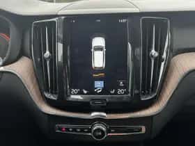 Volvo XC60 (2017) thumbnail 26