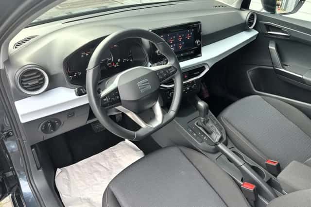 SEAT Ibiza (2024) thumbnail 10