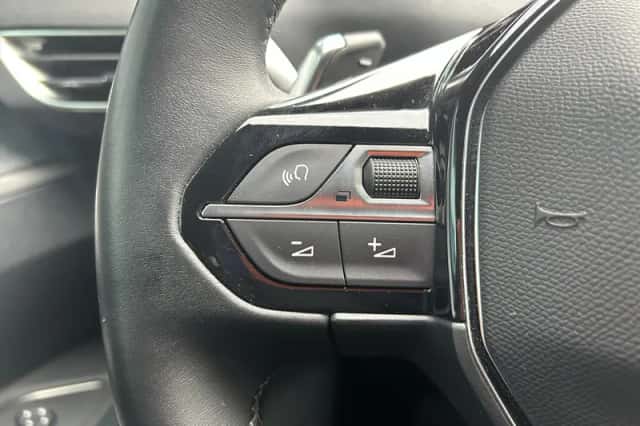 Peugeot 3008 (2023) thumbnail 13