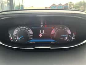 Peugeot 3008 (2023) thumbnail 15