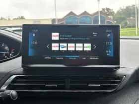 Peugeot 3008 (2023) thumbnail 16