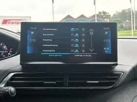 Peugeot 3008 (2023) thumbnail 19