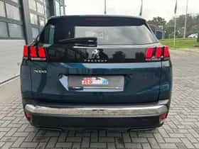 Peugeot 3008 (2023) thumbnail 7