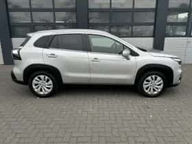 Suzuki S-Cross (2023) thumbnail 11