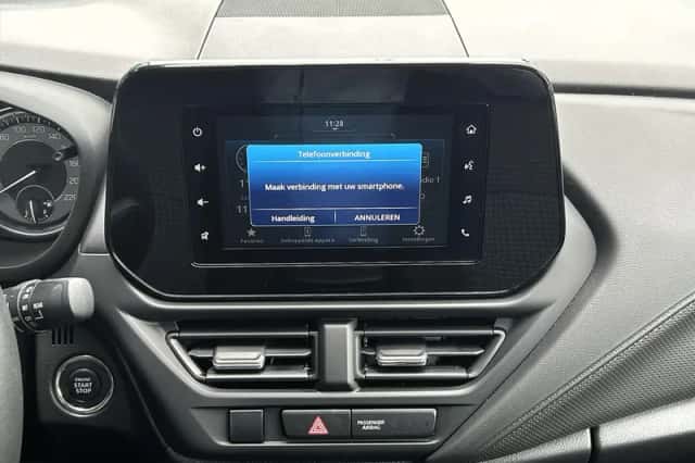 Suzuki S-Cross (2023) thumbnail 19