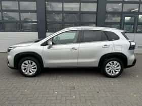 Suzuki S-Cross (2023) thumbnail 3