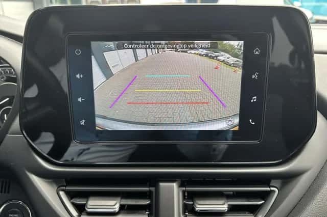 Suzuki S-Cross (2023) thumbnail 21