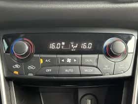 Suzuki S-Cross (2023) thumbnail 22