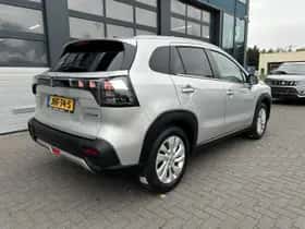 Suzuki S-Cross (2023) thumbnail 10