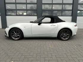 Mazda MX-5 (2019) thumbnail 4