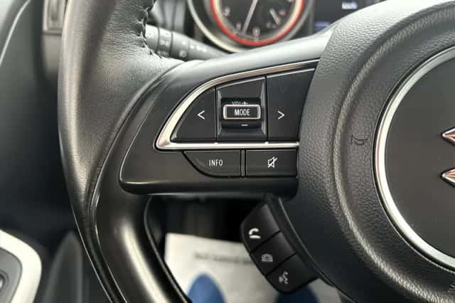 Suzuki Swift (2023) thumbnail 13