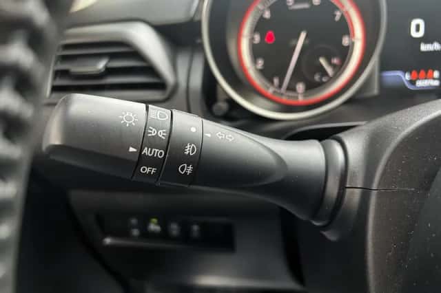 Suzuki Swift (2023) thumbnail 15