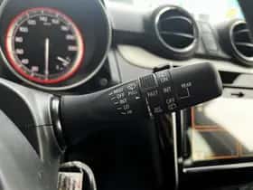 Suzuki Swift thumbnail 16