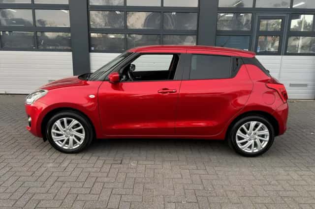 Suzuki Swift (2023) thumbnail 3