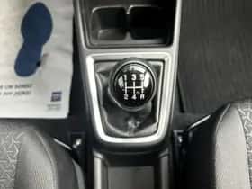 Suzuki Swift thumbnail 24