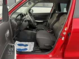 Suzuki Swift thumbnail 4