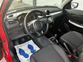 Suzuki Swift thumbnail 5