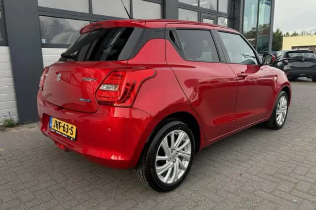 Suzuki Swift (2023) thumbnail 9