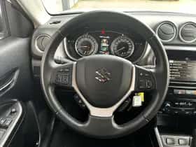 Suzuki Vitara (2023) thumbnail 12