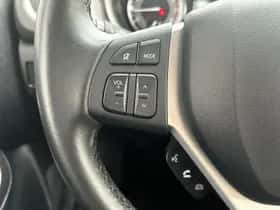 Suzuki Vitara (2023) thumbnail 13