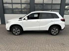 Suzuki Vitara (2023) thumbnail 3