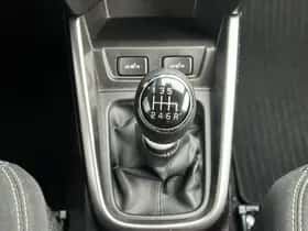 Suzuki Vitara (2023) thumbnail 23