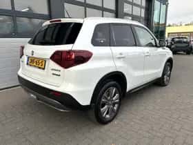 Suzuki Vitara (2023) thumbnail 9