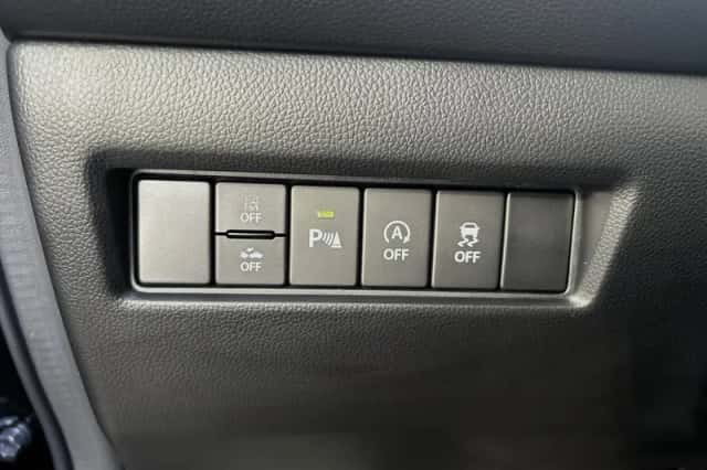 Suzuki Swift (2025) thumbnail 24