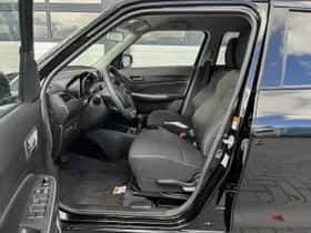 Suzuki Swift thumbnail 5