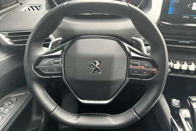 Peugeot 3008 (2023) thumbnail 12