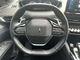 Peugeot 3008 (2023) thumbnail 12