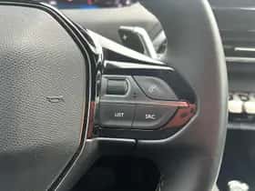 Peugeot 3008 (2023) thumbnail 14